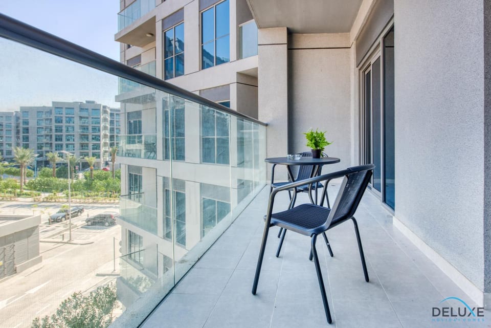 Patio, Nearby landmark, Facade/entrance, Neighbourhood, Balcony/Terrace, Other