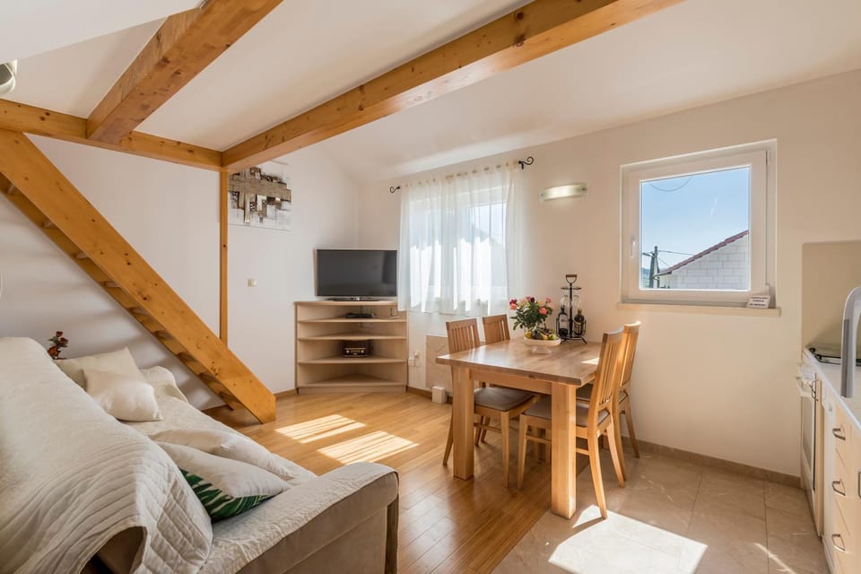 Kitchen or kitchenette, Living room, Dining area
