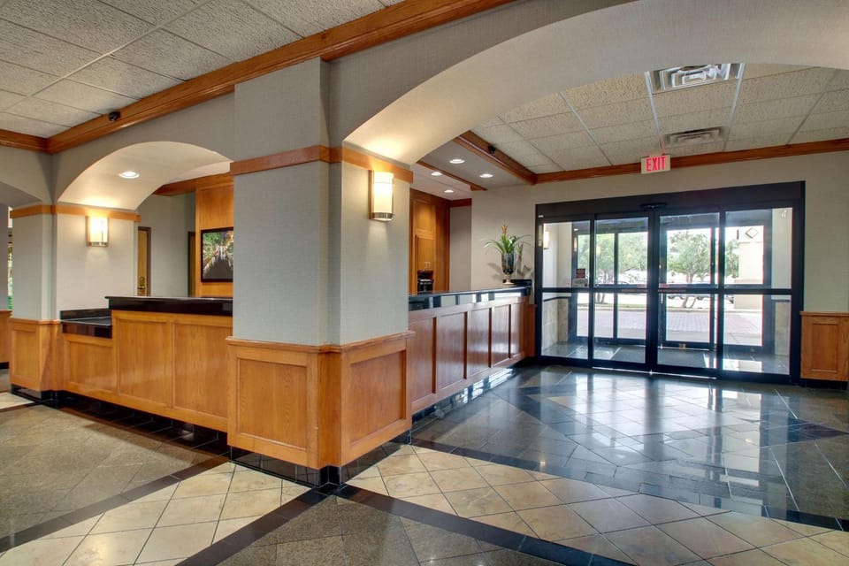 Lobby or reception, On site