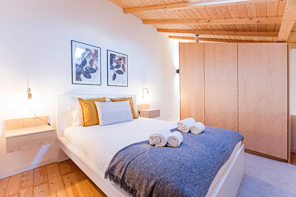 Vila Burgães by LovelyStay Apartment in Porto