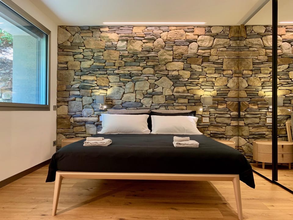 Photo of the whole room, Bedroom, Garden view, Mountain view, Family