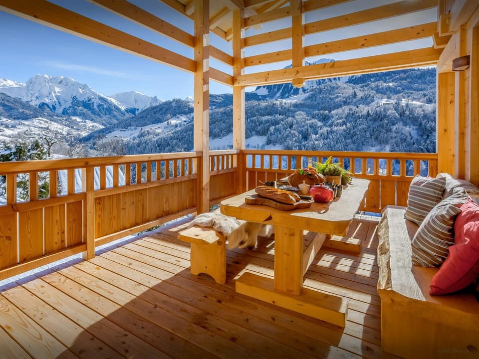 Day, Natural landscape, Winter, View (from property/room), Balcony/Terrace, Mountain view