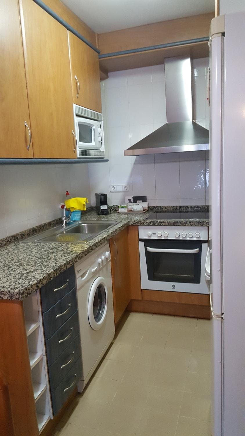 Kitchen or kitchenette, Food and drinks, Area and facilities