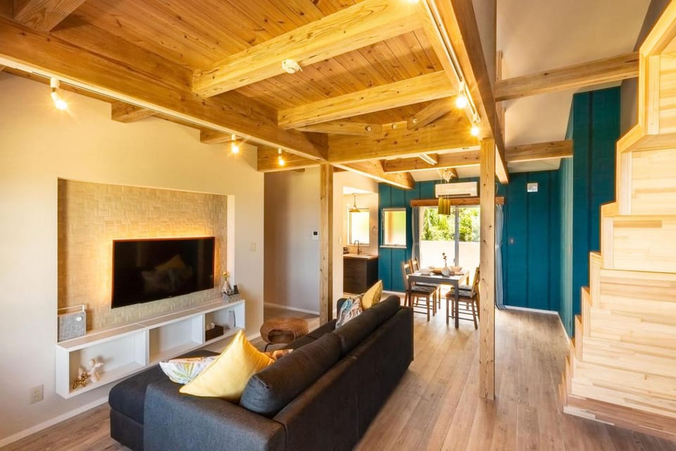 TV and multimedia, Living room, Dining area