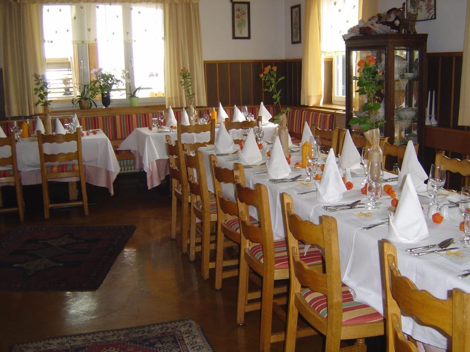 Restaurant/places to eat
