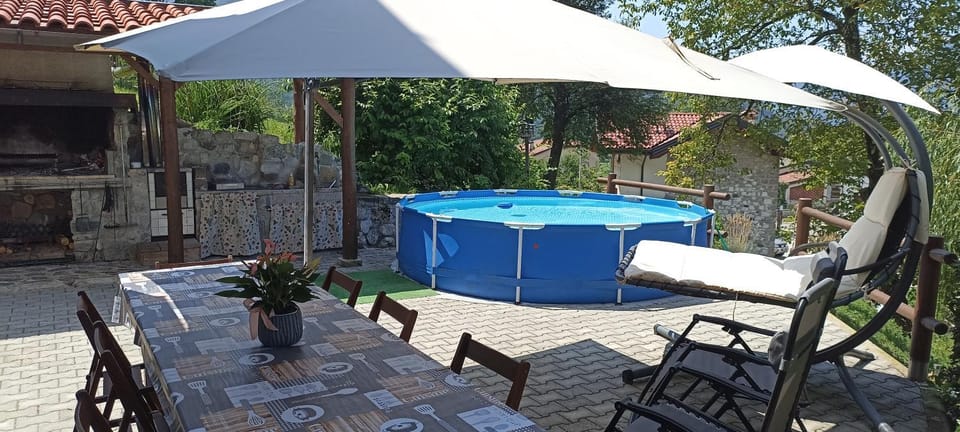 Garden, Swimming pool