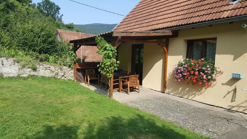 Patio, Garden, Balcony/Terrace