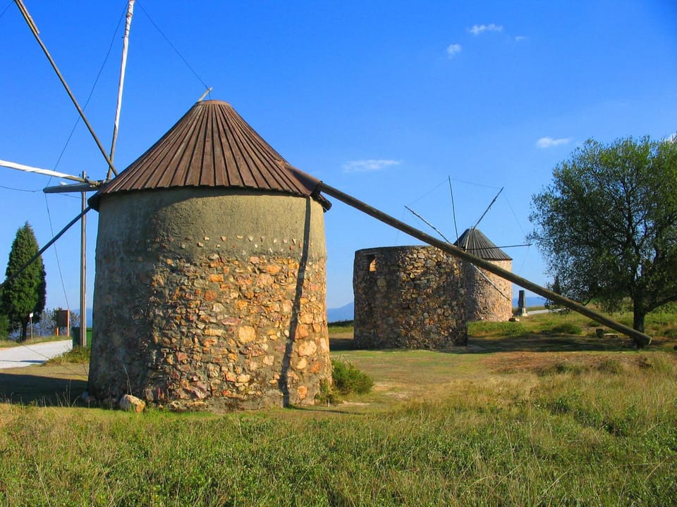 Nearby landmark