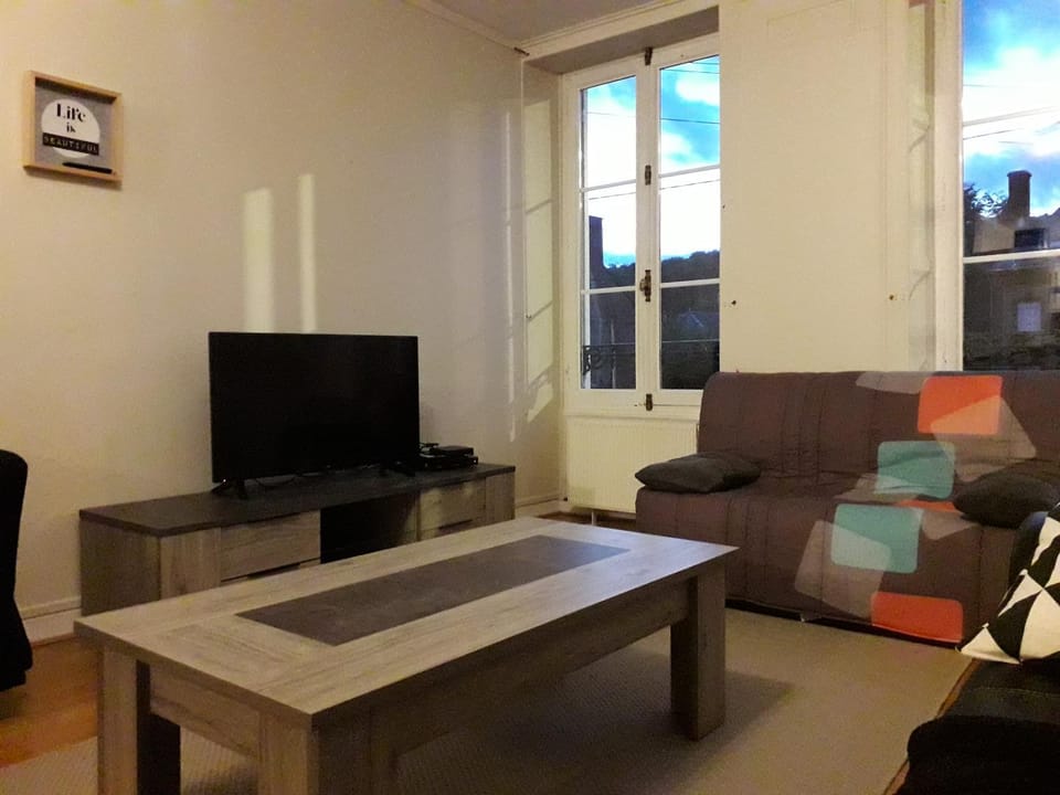 Appartement 80m2 dans belle demeure Apartment in Grand Est