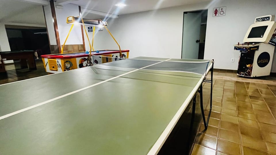 Game Room, Table tennis