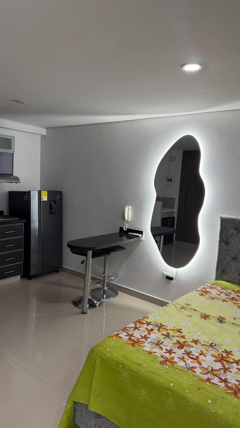 Aparta Estudios Edificio Valeria Apartment in Cali