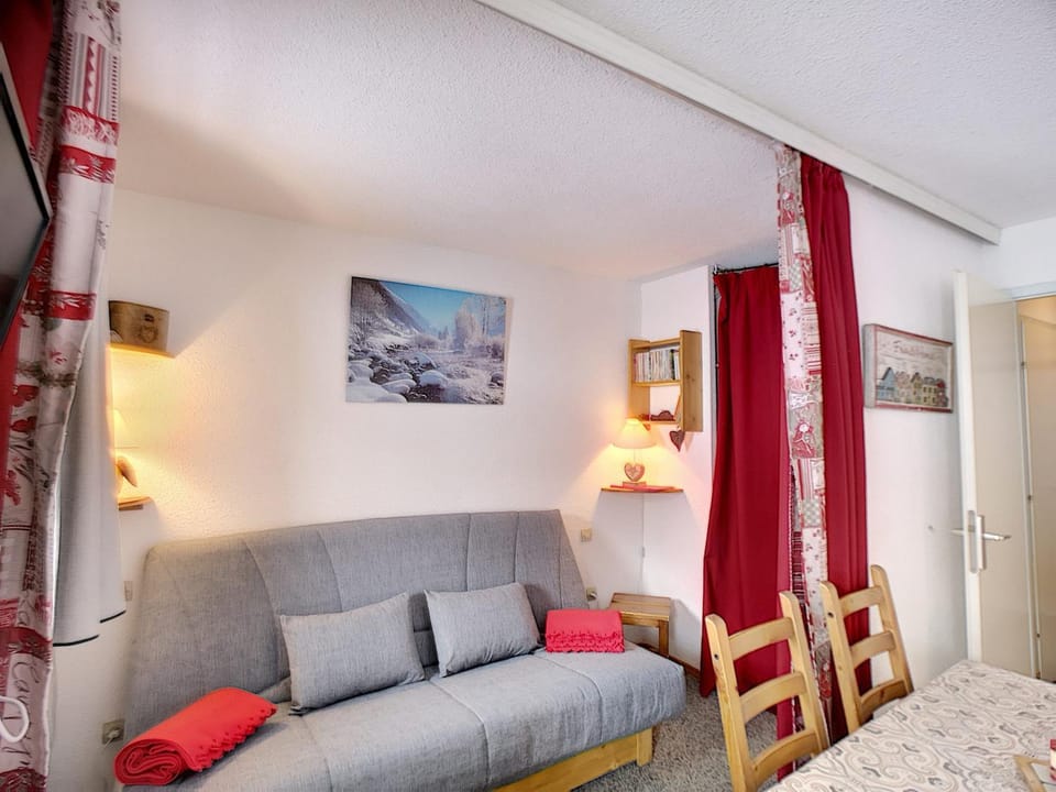 Appartement 2 pièces 4 pers, ski aux pieds, Les Menuires, parking gratuit - FR-1-178-345 Apartment in Les Allues