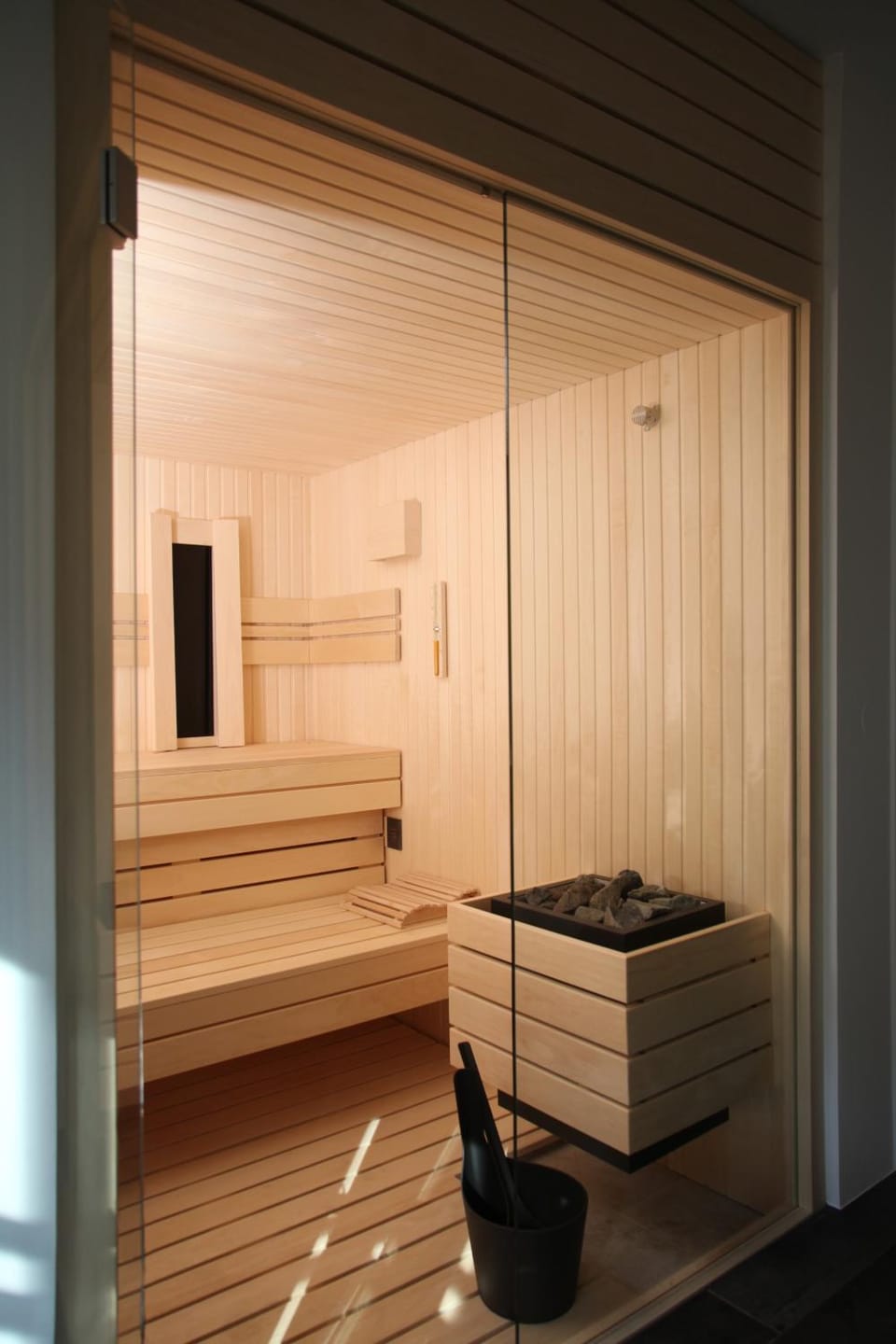 Sauna, On site
