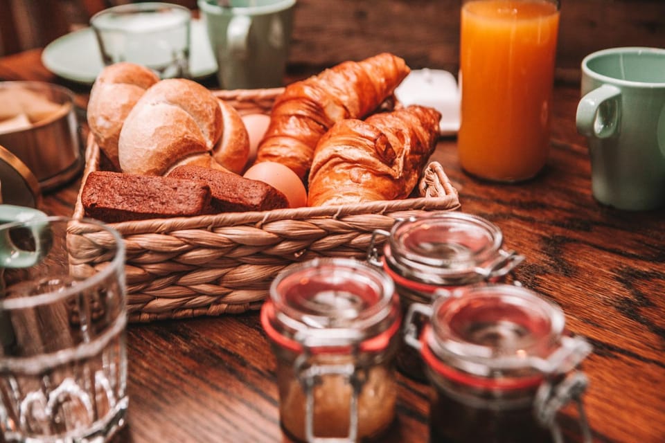 Breakfast, Continental breakfast