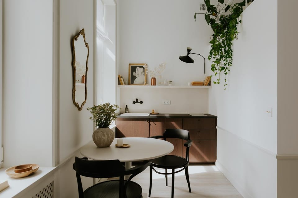 Kitchen or kitchenette