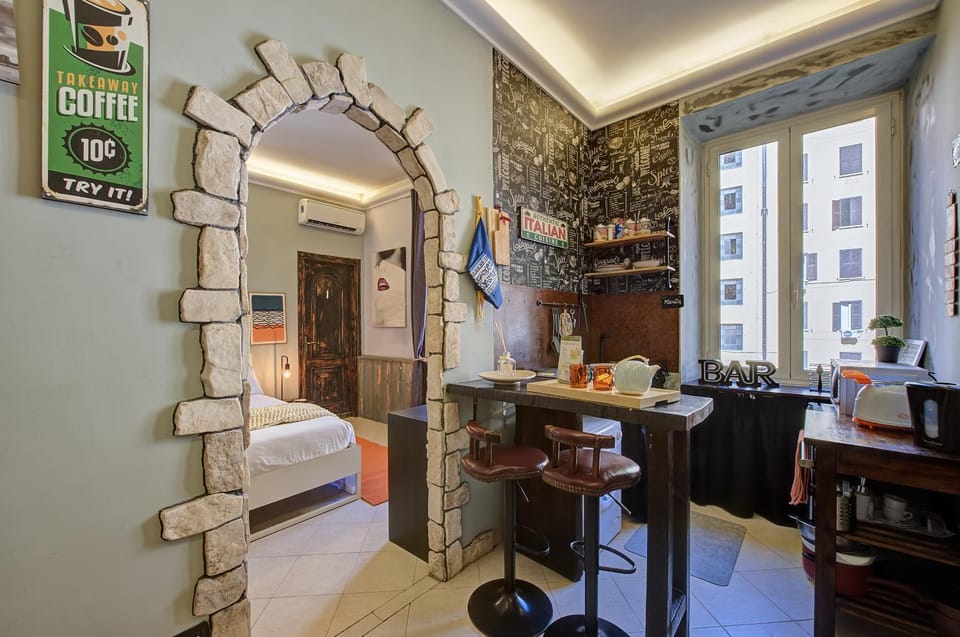 Photo of the whole room, Dining area, Bedroom