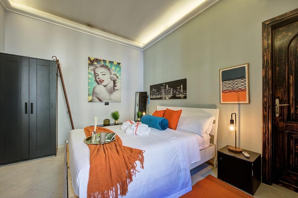 Bedroom, wardrobe