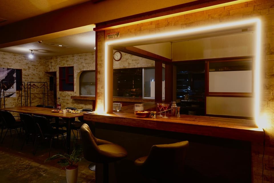 Living room, Seating area, Dining area, minibar