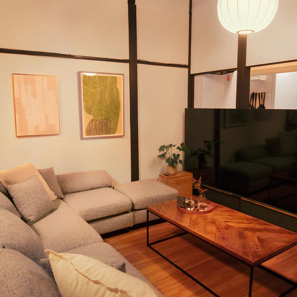 Communal lounge/ TV room, TV and multimedia, Living room