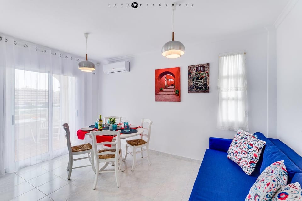 Balcony/Terrace, Living room, Dining area