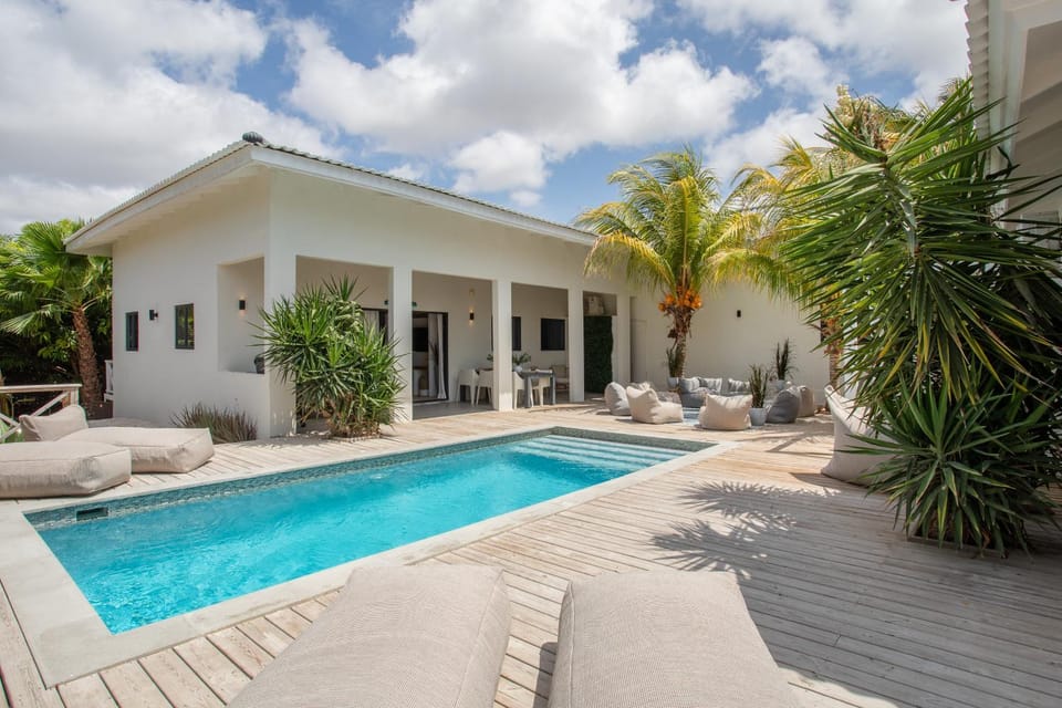 Patio, Day, Garden, Garden view, Pool view, Swimming pool, sunbed
