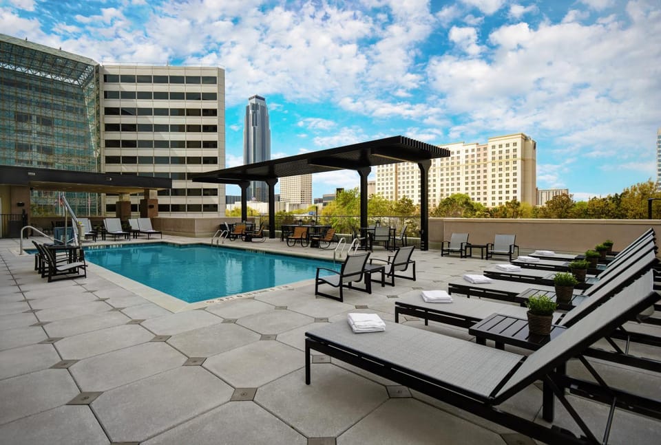 Balcony/Terrace, Swimming pool