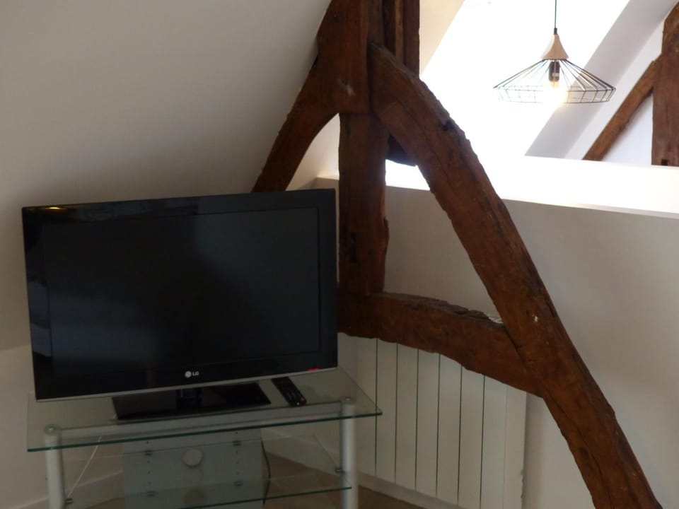 TV and multimedia, Bedroom