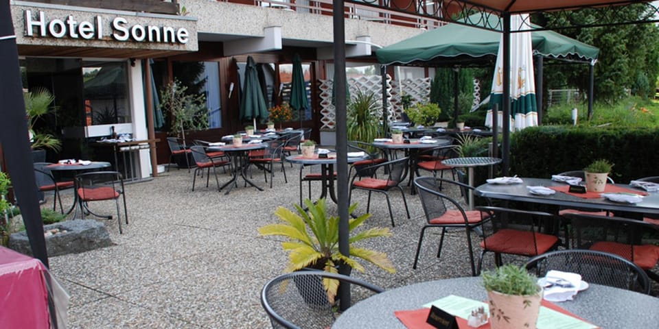 Patio, Day