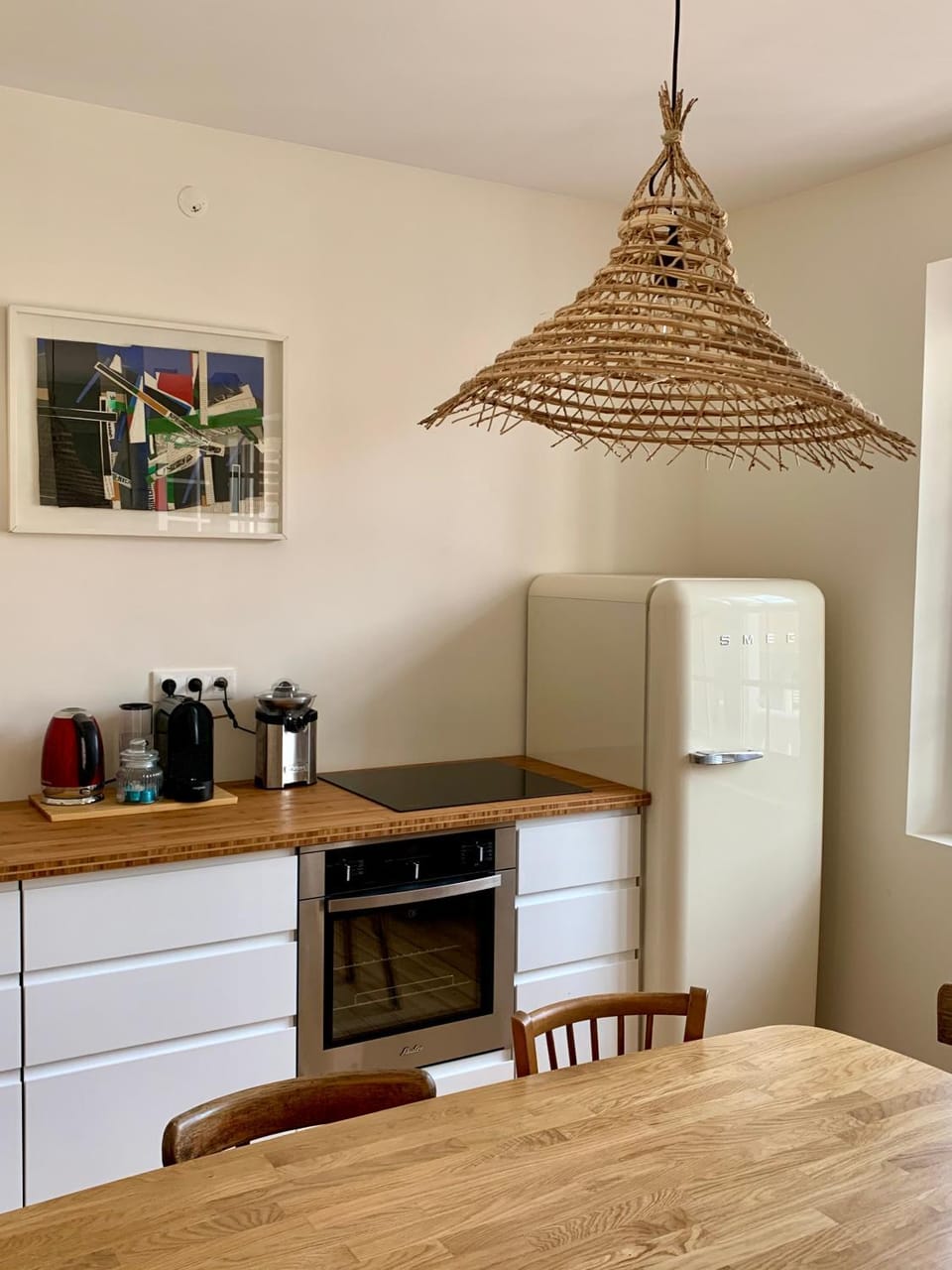 Coffee/tea facilities, Kitchen or kitchenette, Dining area, minibar, toaster