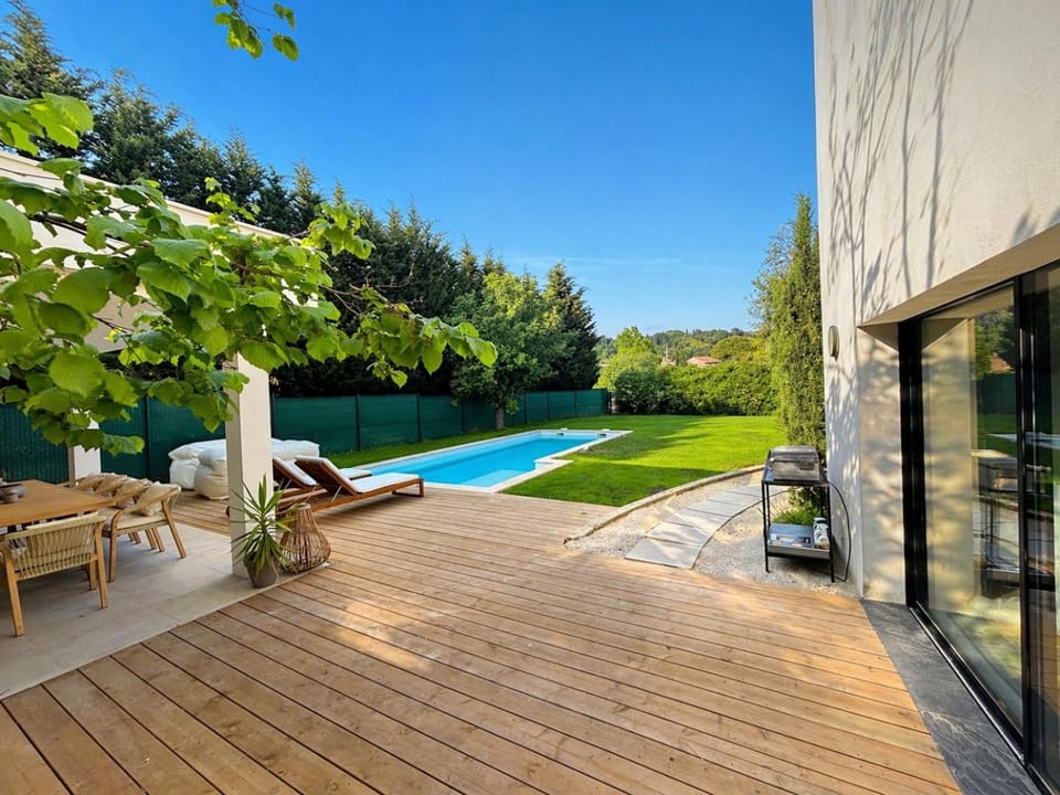 Garden, Garden, Balcony/Terrace, Balcony/Terrace, Swimming pool