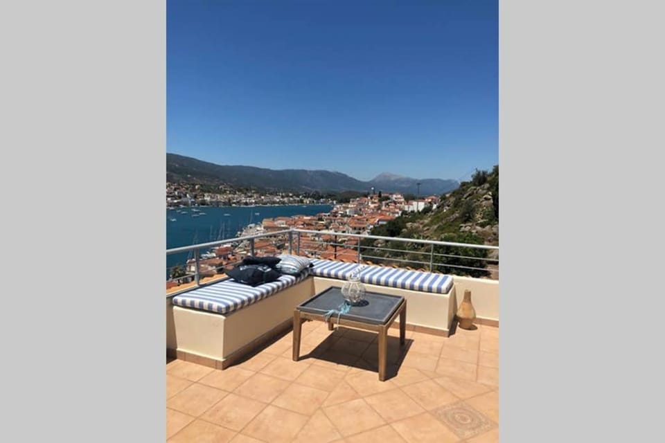 180° view maisonette No.1 House in Islands
