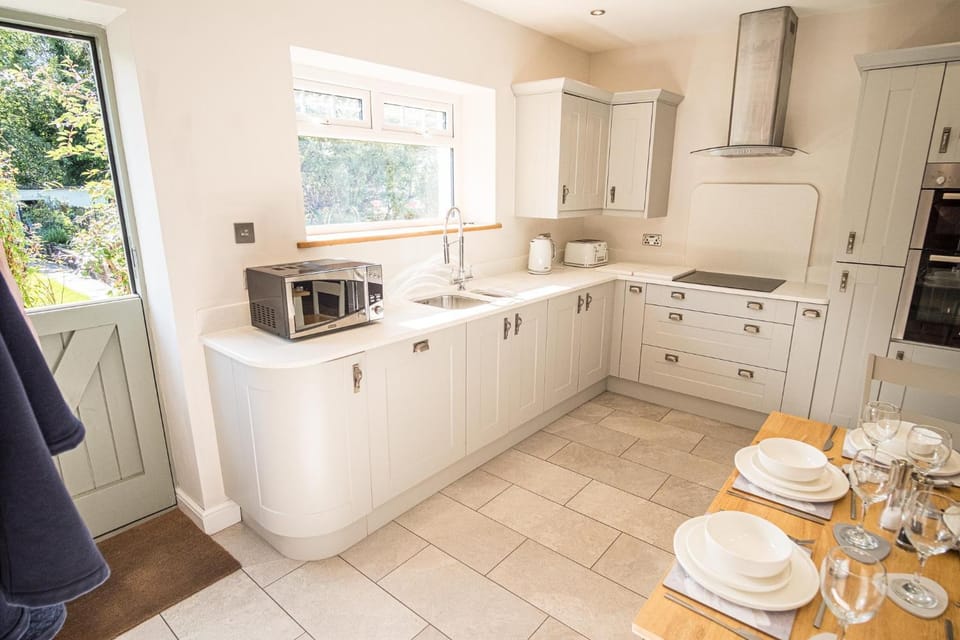 Coffee/tea facilities, Kitchen or kitchenette