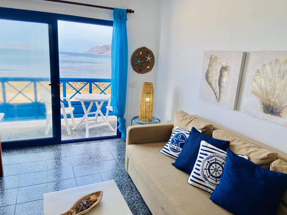 Balcony/Terrace, Living room, Sea view