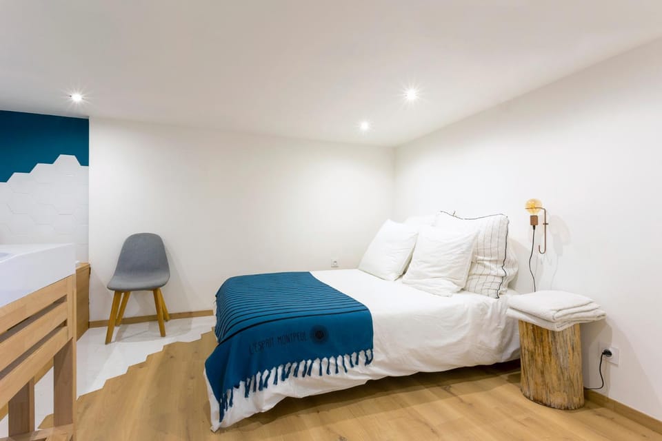 Bed, Bedroom