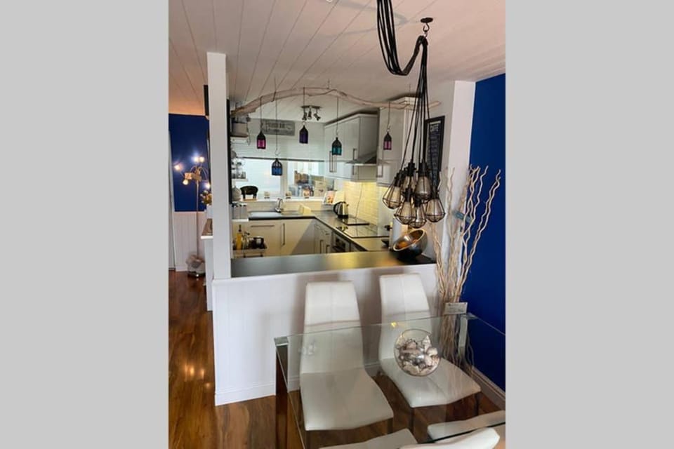 The Little Boat House House in Wales