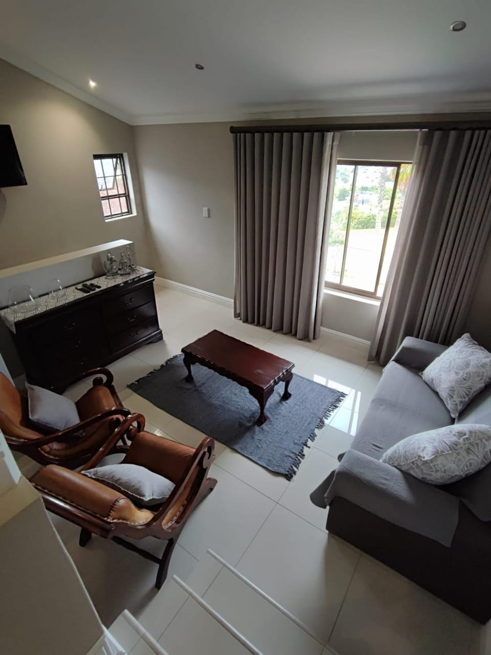 Hilltop Guesthouse Bed and Breakfast in Cape Town