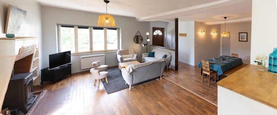 TV and multimedia, Living room, fireplace, air conditioner