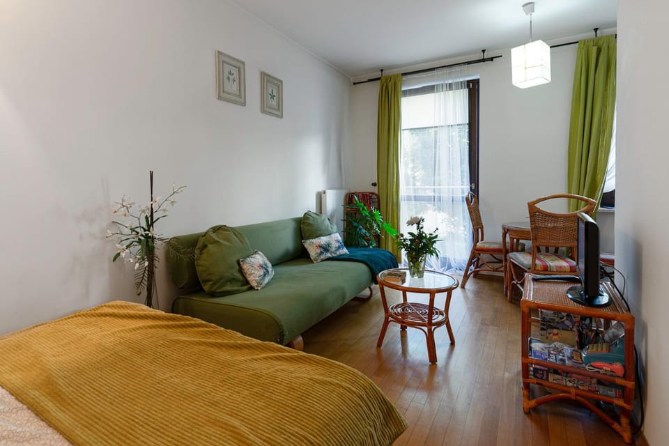 Bed, Photo of the whole room, Seating area