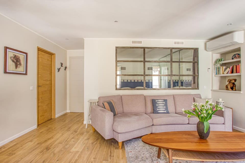 Style in Cannes-Beautiful Apt-5 mins stroll to Festival-Beach-Port Apartment in Cannes