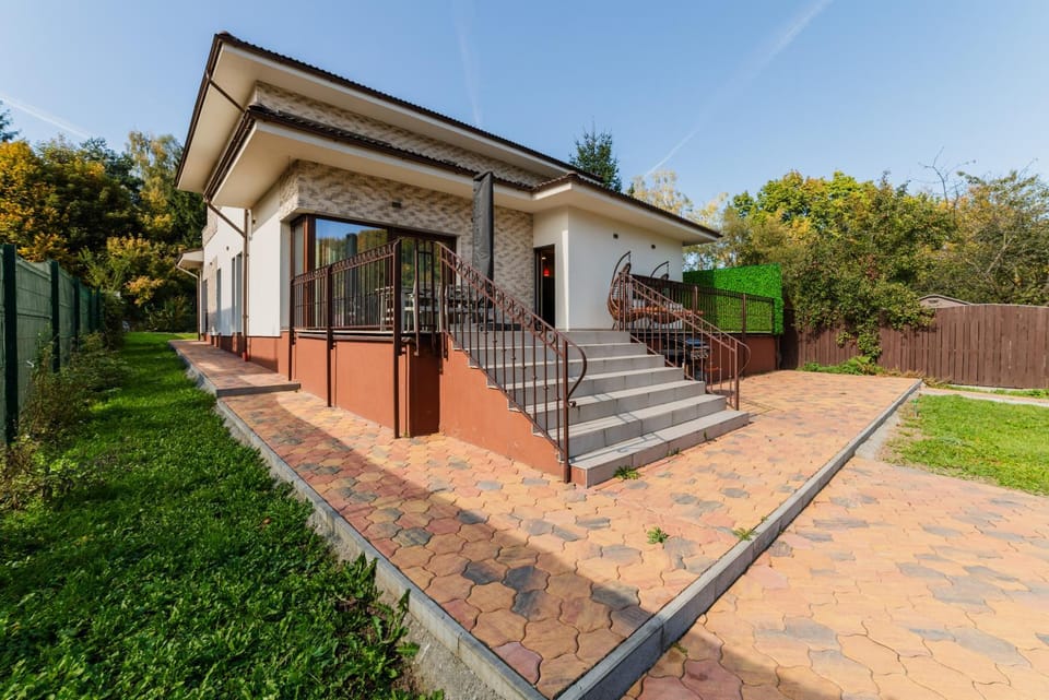 Property building, Balcony/Terrace
