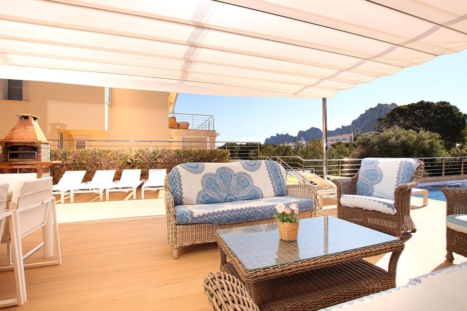 View (from property/room), Balcony/Terrace