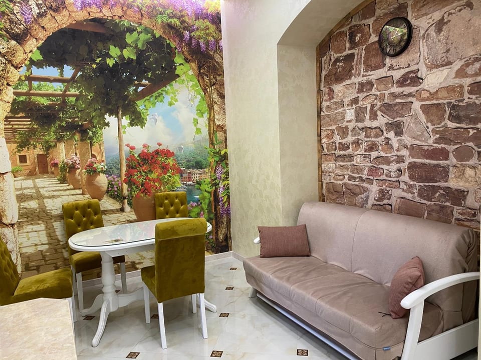 Living room, Seating area