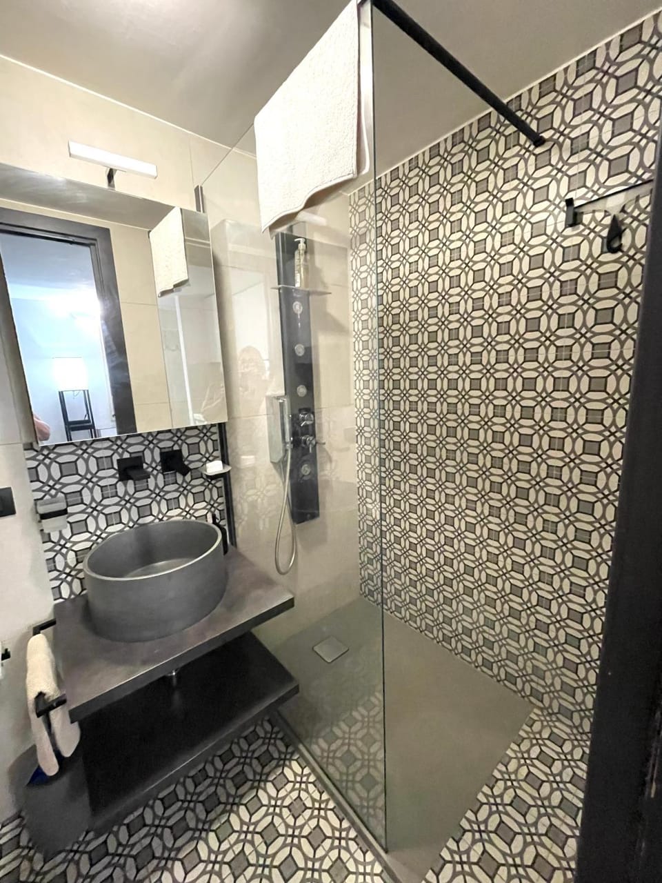 Shower, Bathroom