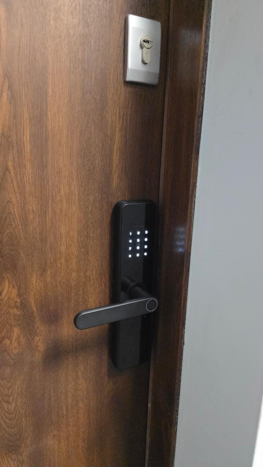 Apartament SZWEDZKA - garaż podziemnym , dostęp 24h code , duży taras 30m Apartment in Poland