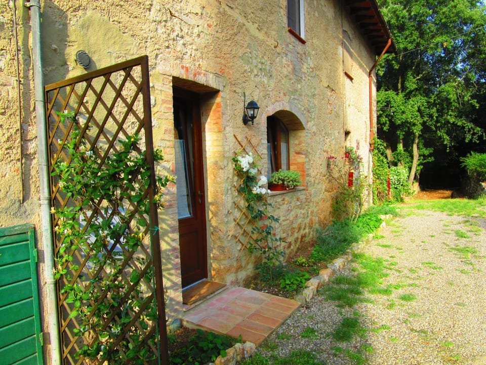 Il Mandorlo di Monteriggioni Apartment in Tuscany