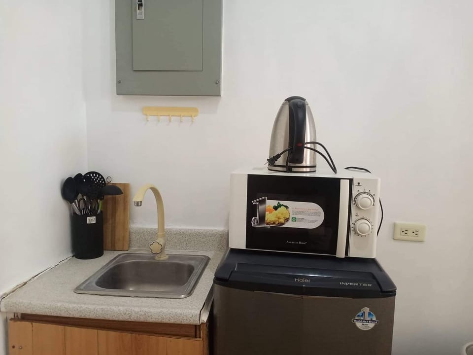 Alabang Condotel in Studio One Condominium Apartment hotel in Muntinlupa