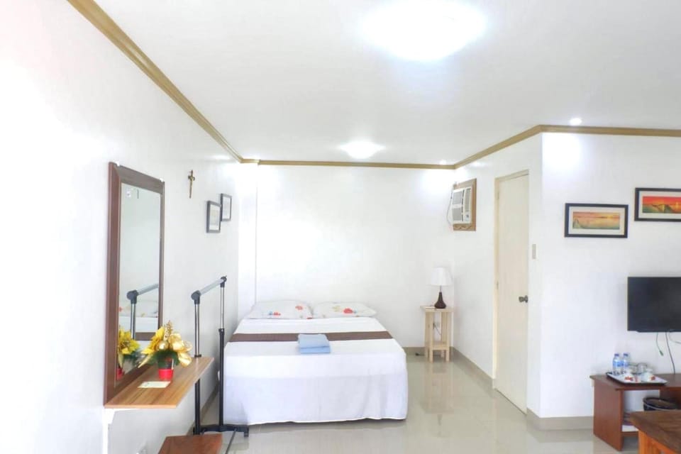 Patricios Apartelle Taguig Bed and Breakfast in Taguig
