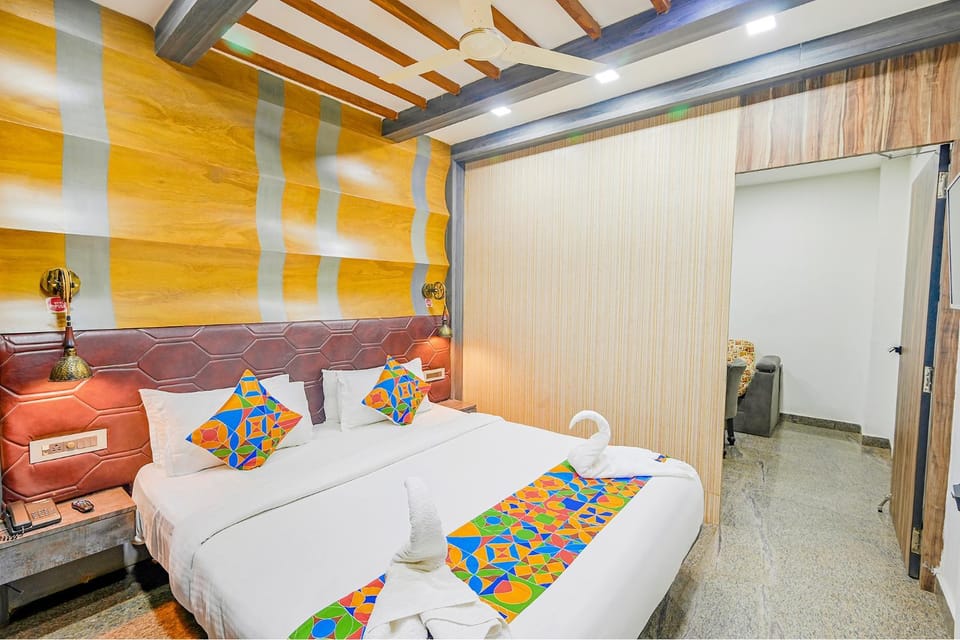 Bed, View (from property/room), Photo of the whole room, Bedroom
