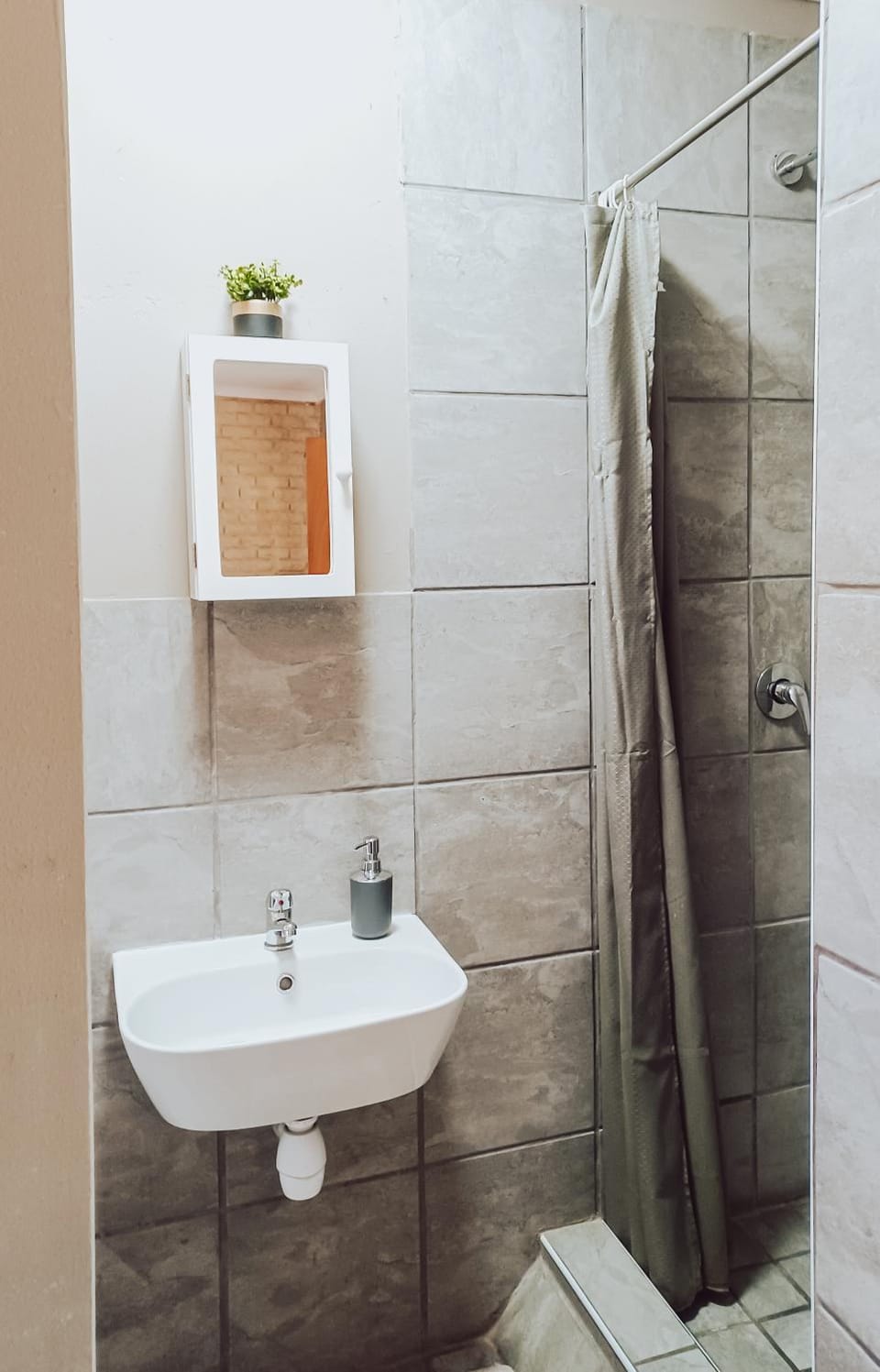 Ambiente Budget Accommodation Apartment in South Africa
