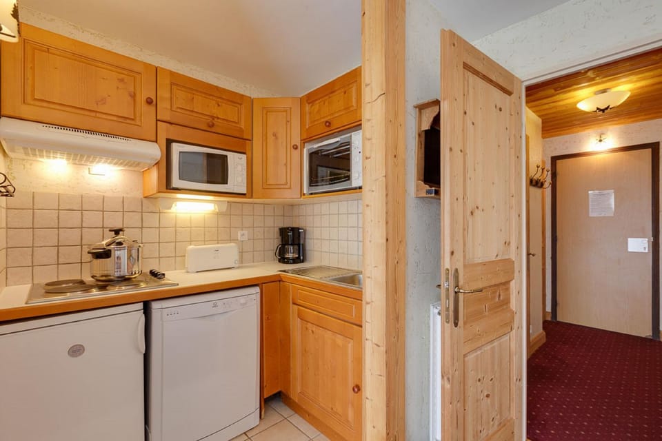 Coffee/tea facilities, Kitchen or kitchenette, minibar